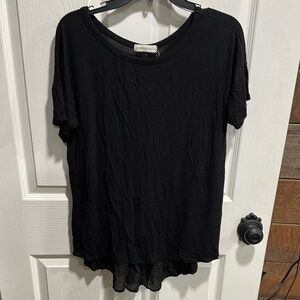 Pebble and Stone Black Relaxed Short Sleeve T-Shirt T164